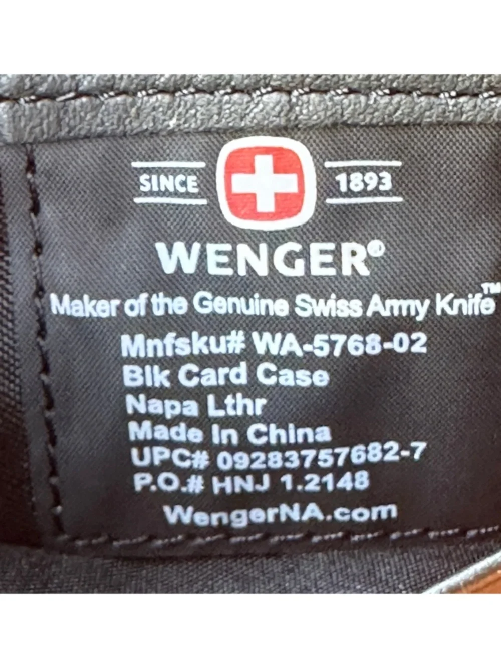 WENGER Black Leather Card Case Wallet 4 1/4”x3” Bifold Mini-Folio Clear ID
